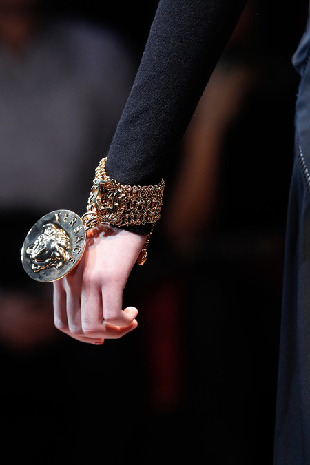  Versace